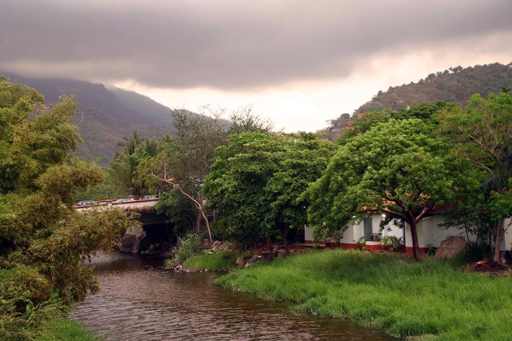 Puerto Vallarta storm passing by in June © Heather Hess Rio de Cuale, Puerto Vallarta, Jalisco © Heather Hess